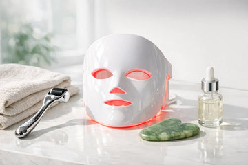 Microneedling, LED, gua sha : que valent ces outils à domicile ?