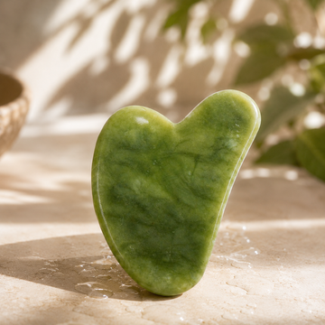 Gua Sha en pierre de jade Vert